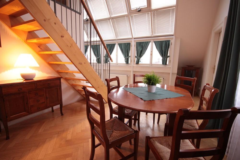 Old Town Residence Прага Екстериор снимка