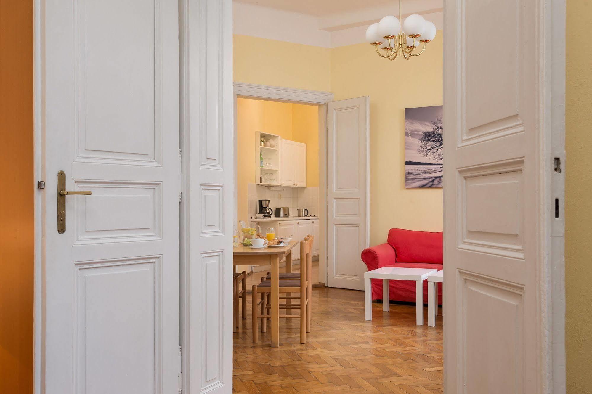 Old Town Residence Прага Екстериор снимка